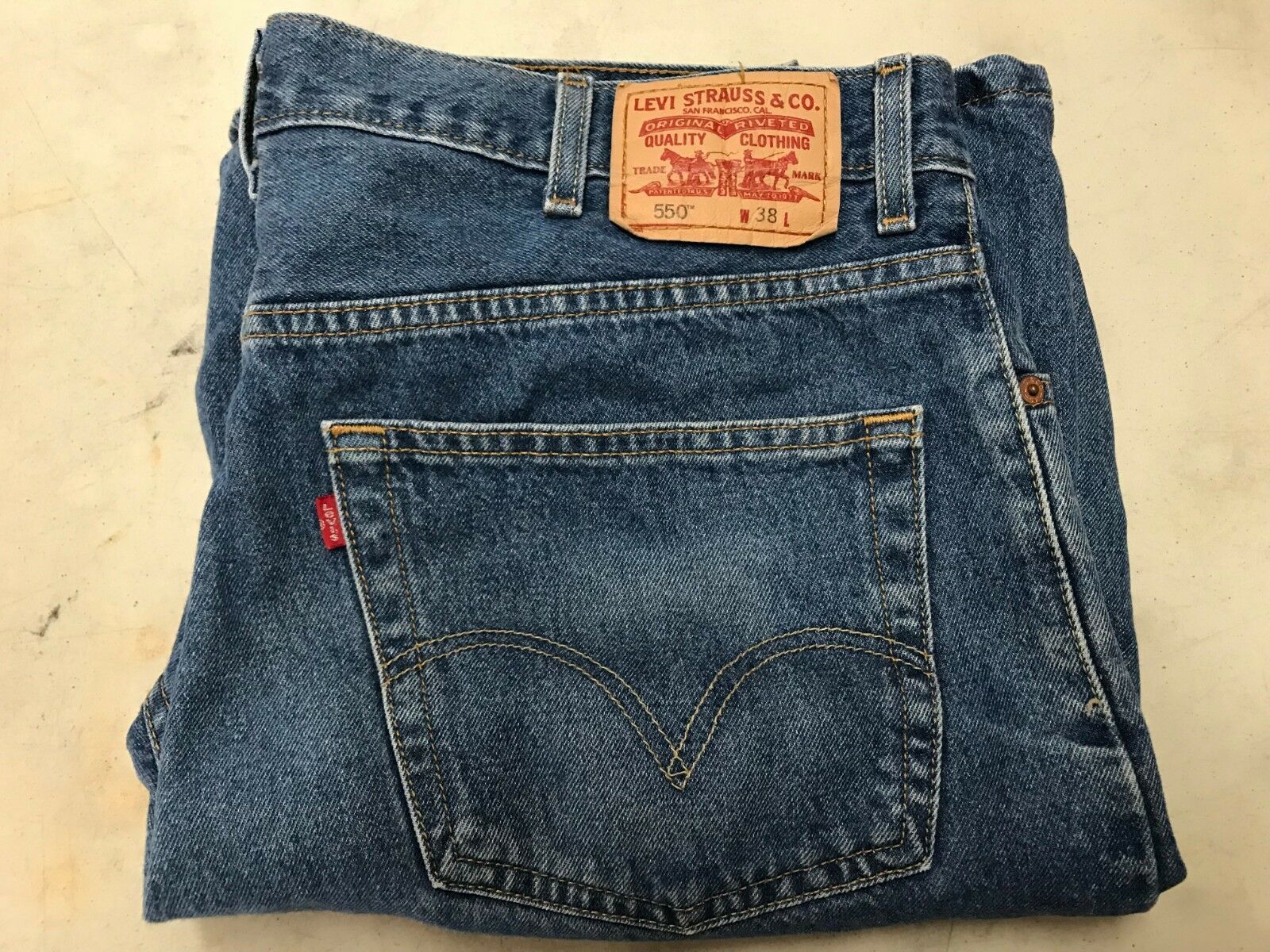 levi's jean shorts 550 relaxed fit