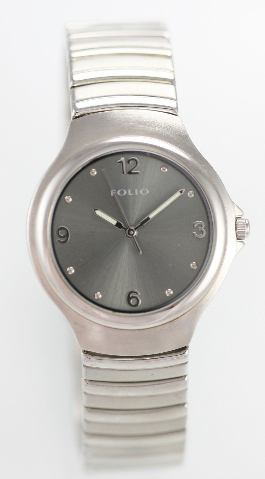 Folio Relic Watch Mens Stainless Steel Silver Water Resistant Battery