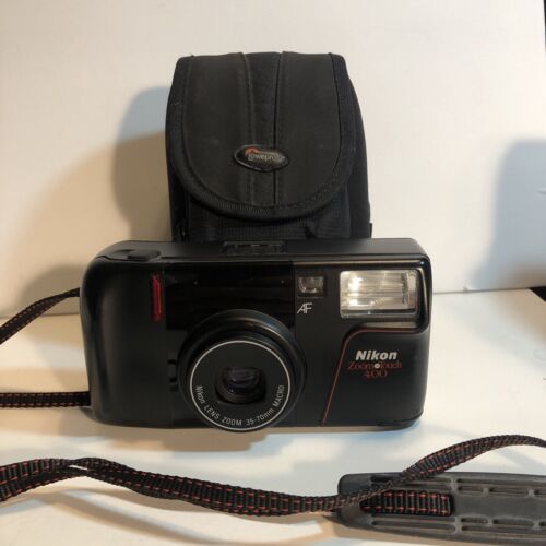 Nikon Zoom Touch 400 35mm Film Camera 3570mm Macro Lens Point Shoot W