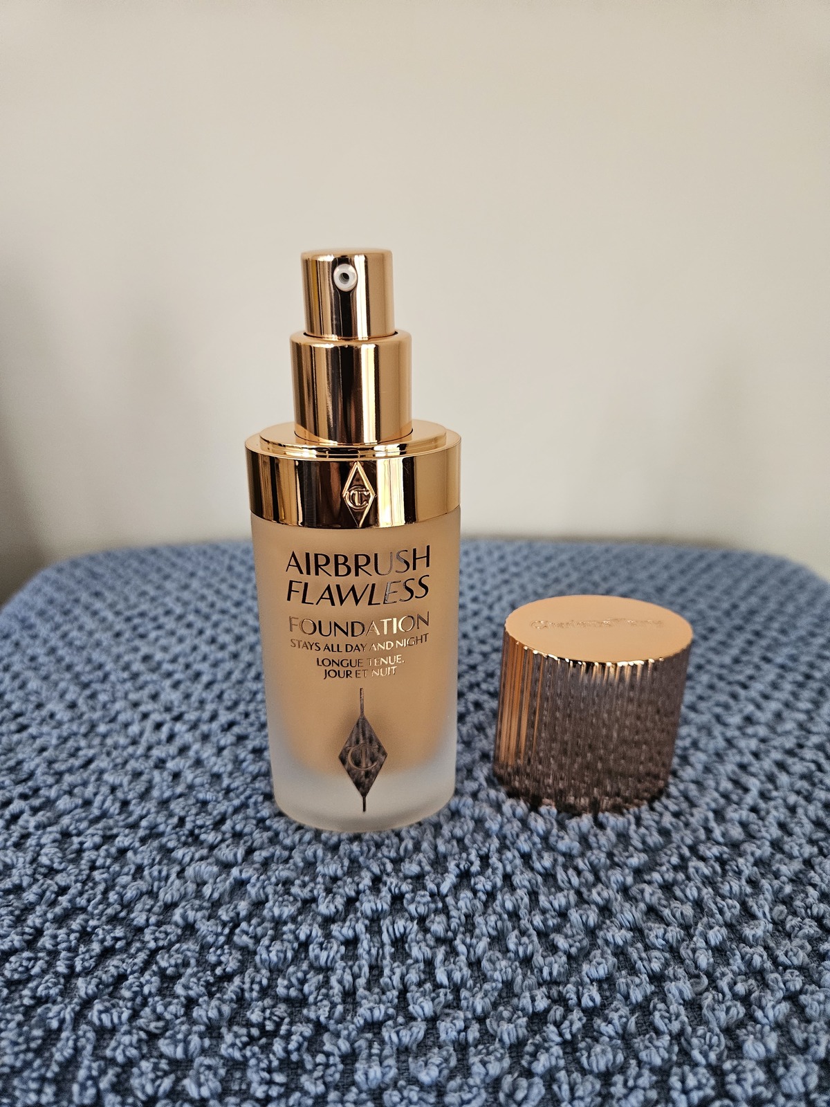 CHARLOTTE TILBURY 10 cool Airbrush flawless foundation - Foundation