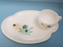 Mid Century Milk White Glass Snack Lunch Sandwich Set Plate Cup Pink Black - $29.95
