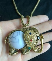 Elegant Oriental Elephant Necklace >> We Combine Shipping (4493) - $16.58