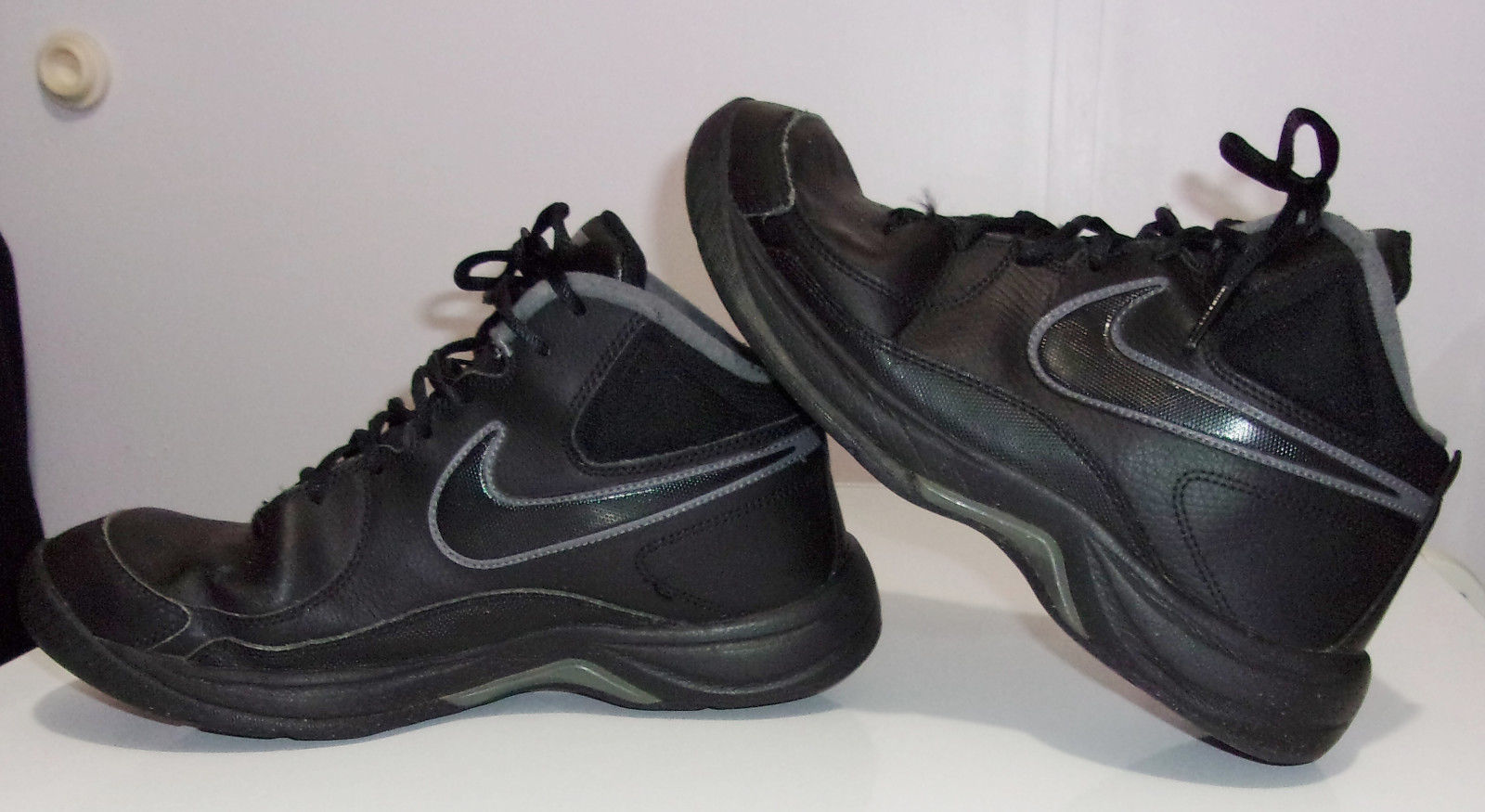 gli uomini sono nike calchi vii scarpe da basket e 50 oggetti simili gli uomini sono nike calchi vii scarpe da basket e 50 oggetti simili