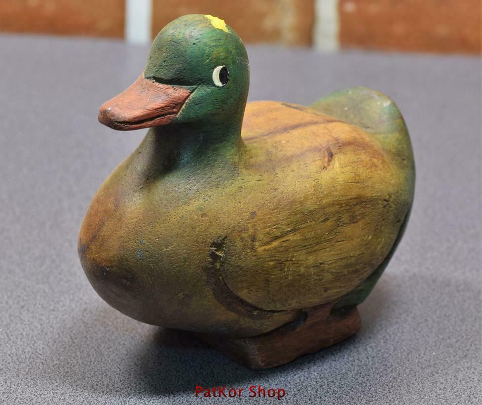 Antique WOODEN Duck / 7016 Ducks