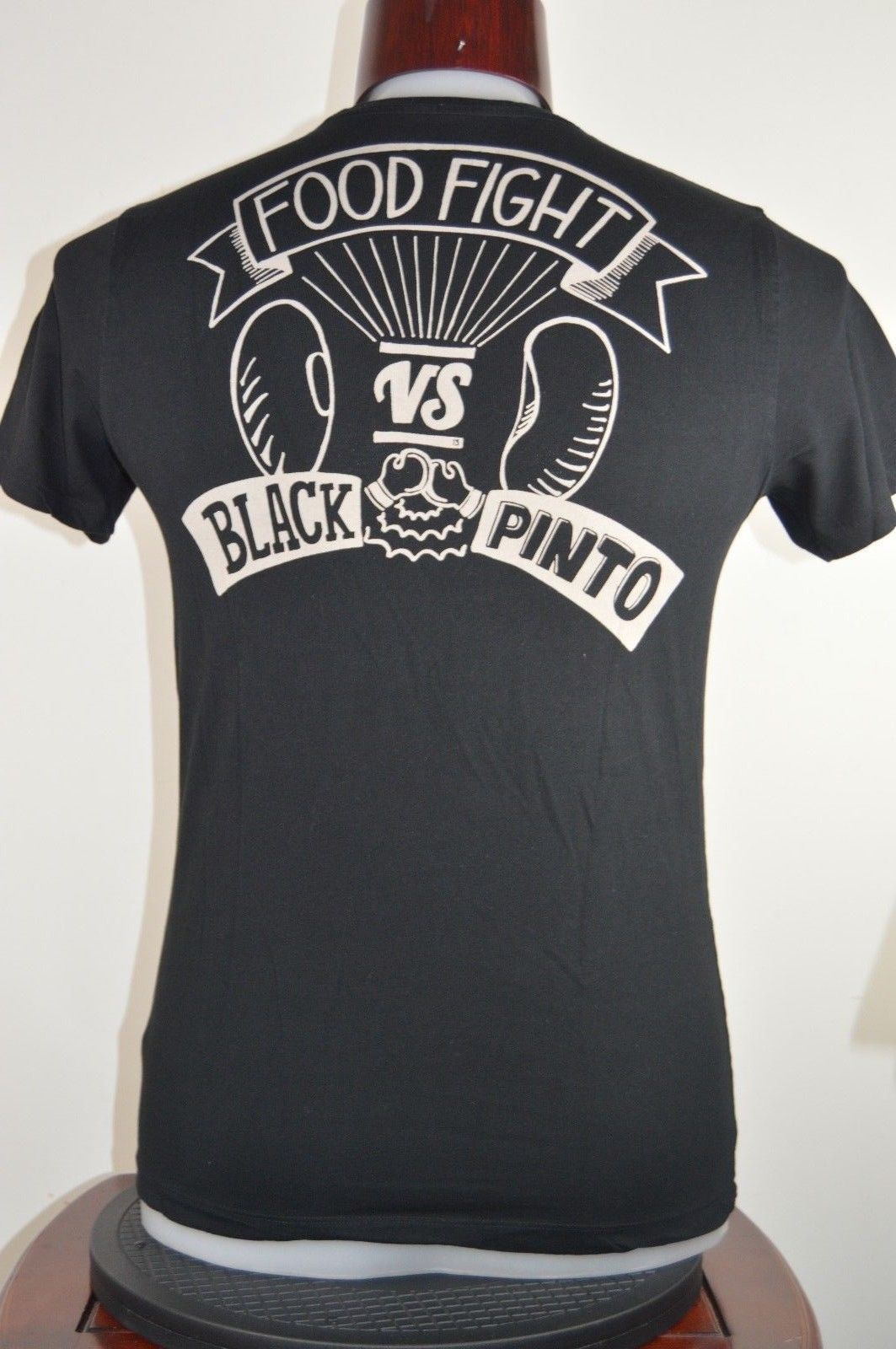 Chipotle M Black Mens Graphic T Shirt Uniform Work Food Fight Black vs Pinto - T-Shirts, Tank Tops