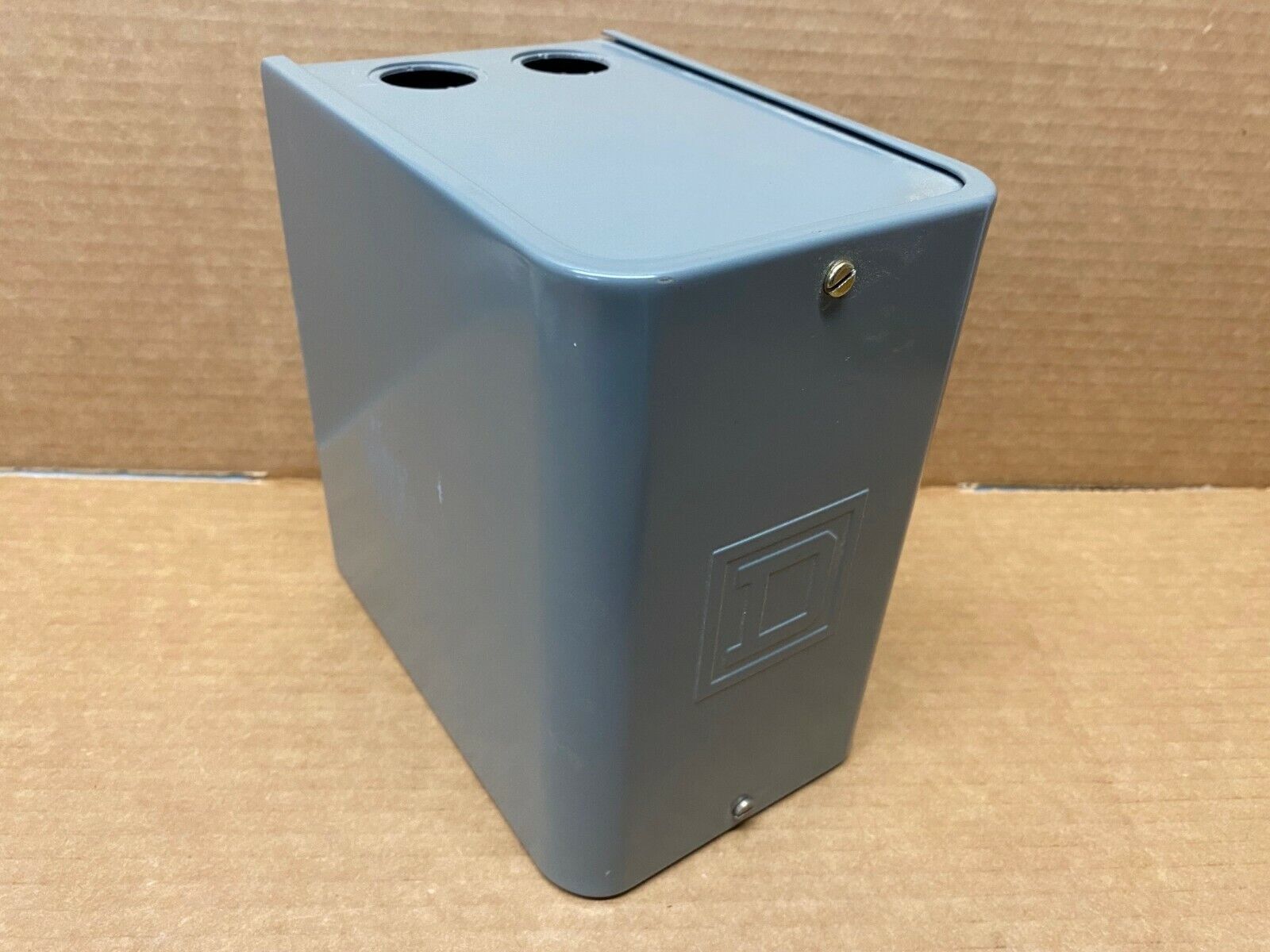 Square D Metal Gray Enclosure Box NEMA 1 Type X 8501 Relay Controller