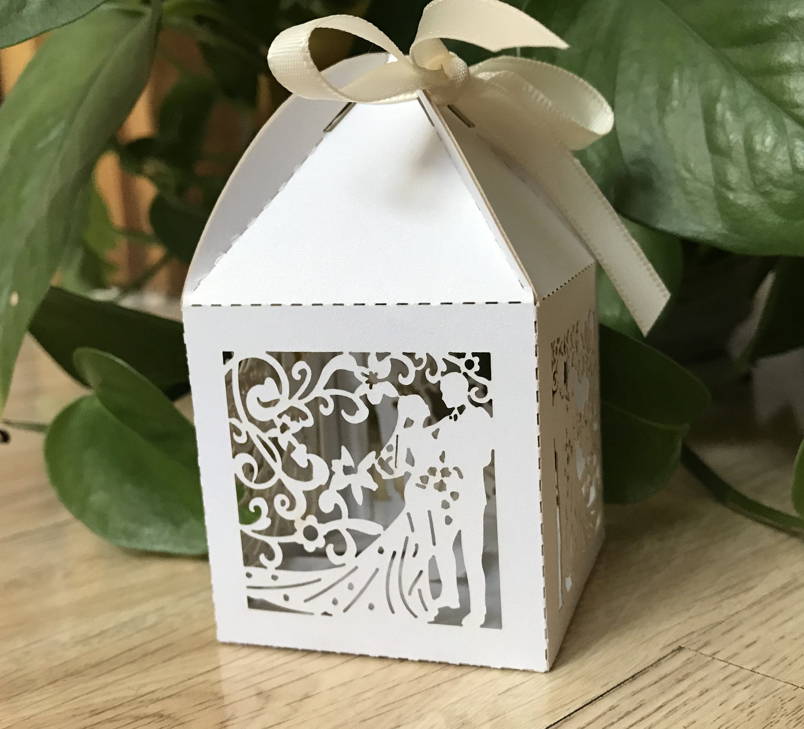 100pcs Bridal Groom White Laser Cut Wedding Gift Boxes,Wedding Favor ...