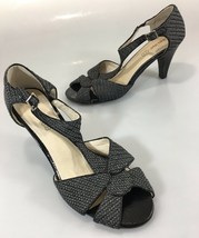 Perlina Womens 9.5 B Palace Gray Woven T-Strap Peep Toe 3.5&quot; Heels Shoes - $37.73