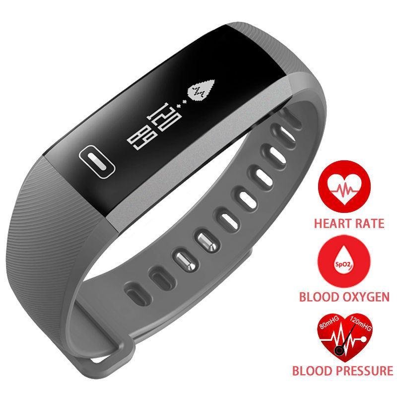 how does fitbit measure blood pressure