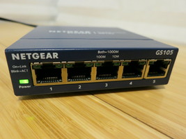 NETGEAR ProSafe GS105 5-port Gigabit Desktop Switch 10-100-1000 Mbps - $26.17