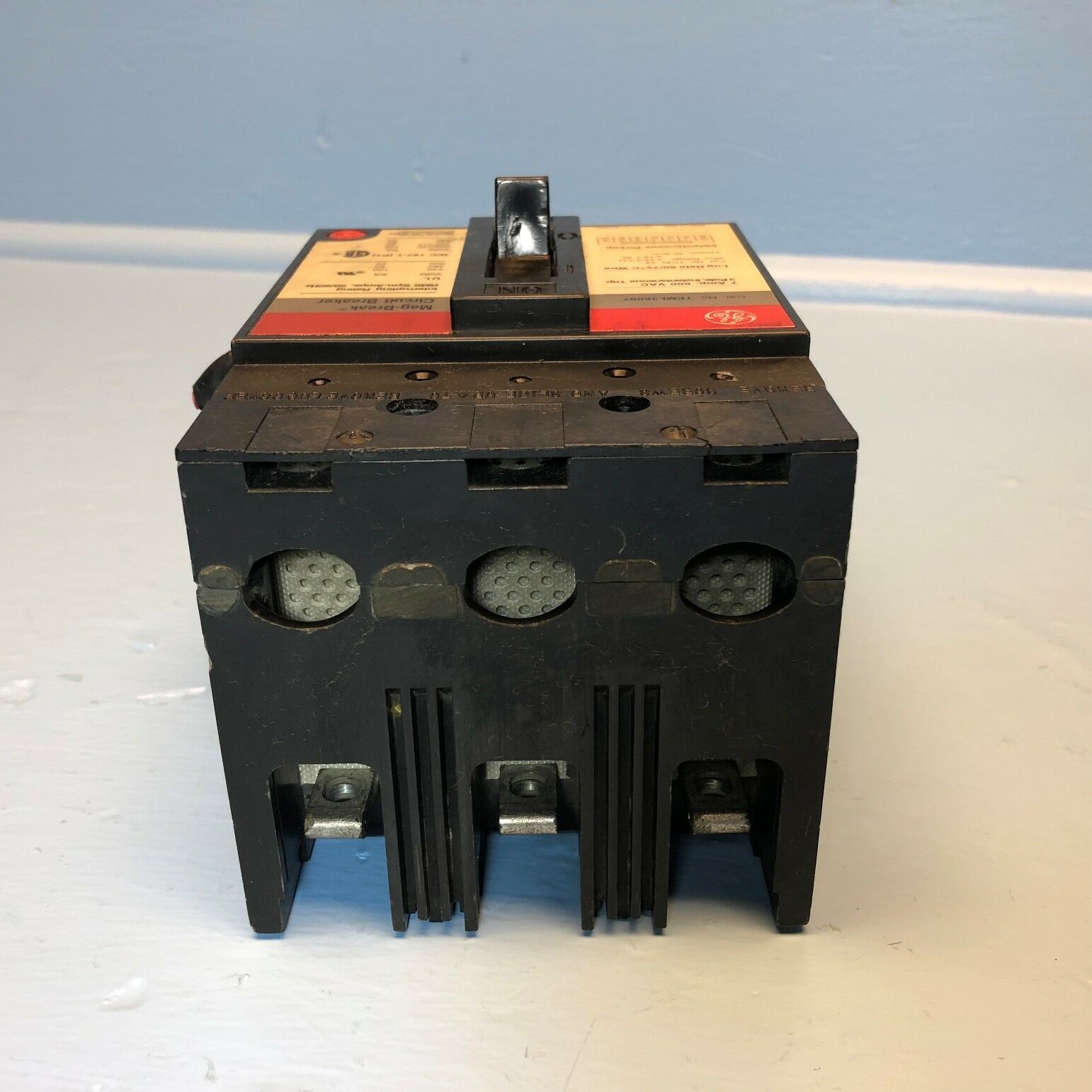 GE General Electric TEML36007 7A MagBreak Circuit Breaker 7 Amp Aux