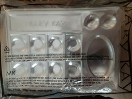 1 Pack of 30 Mary Kay Consultant Make-up Plastic Disposable Trays Palett... - $9.89