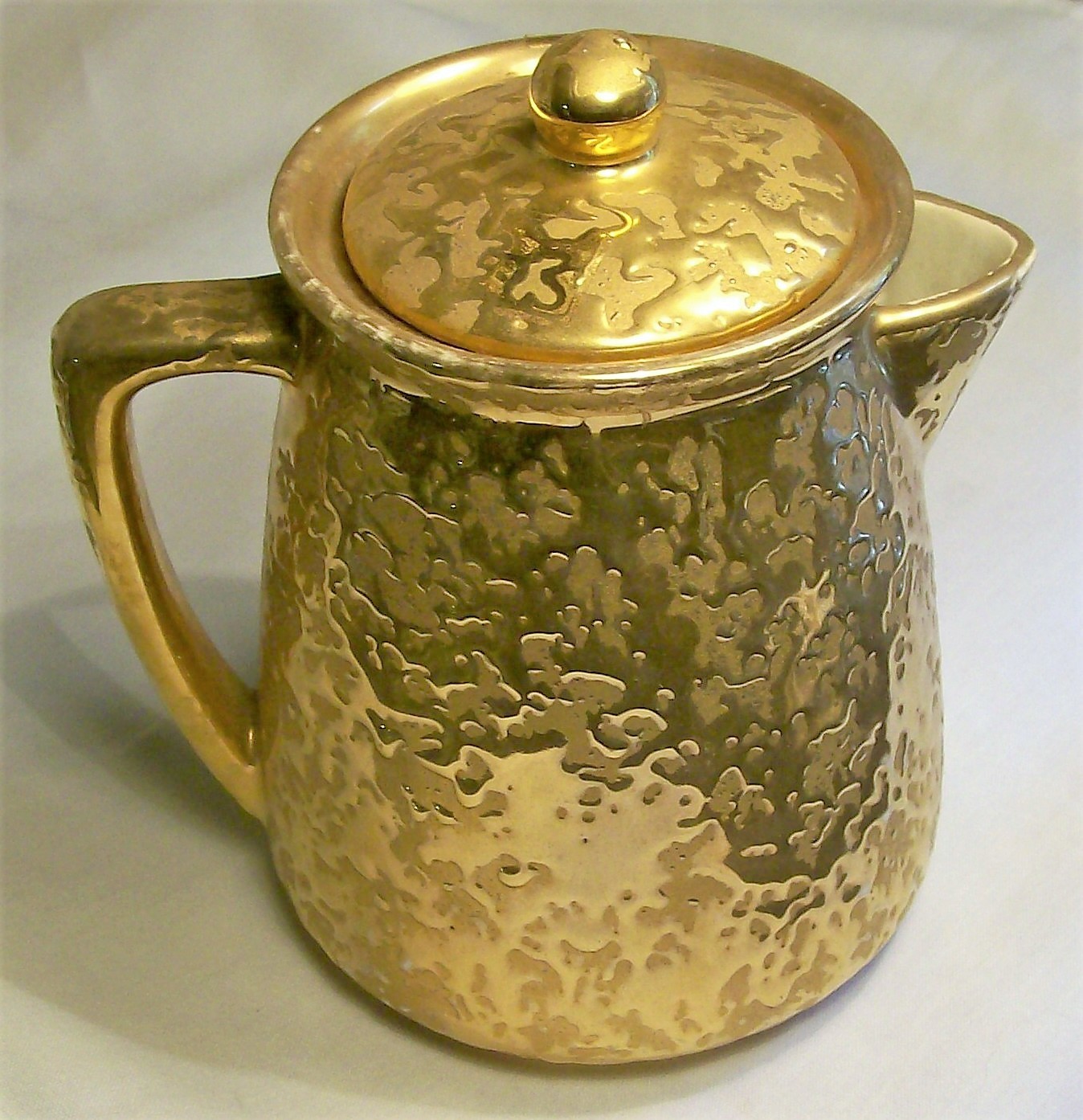 Vintage McCoy Golden Brocade/Sunburst Gold Coffee Pot w/Lid Ca. 1957