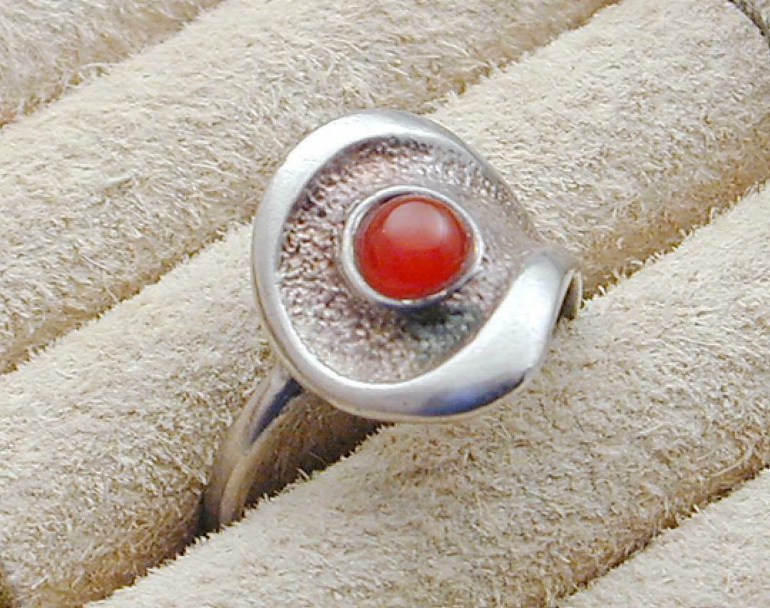 Primary image for NEAT Vintage Sterling Carnelian Modernist Ring Israel 7