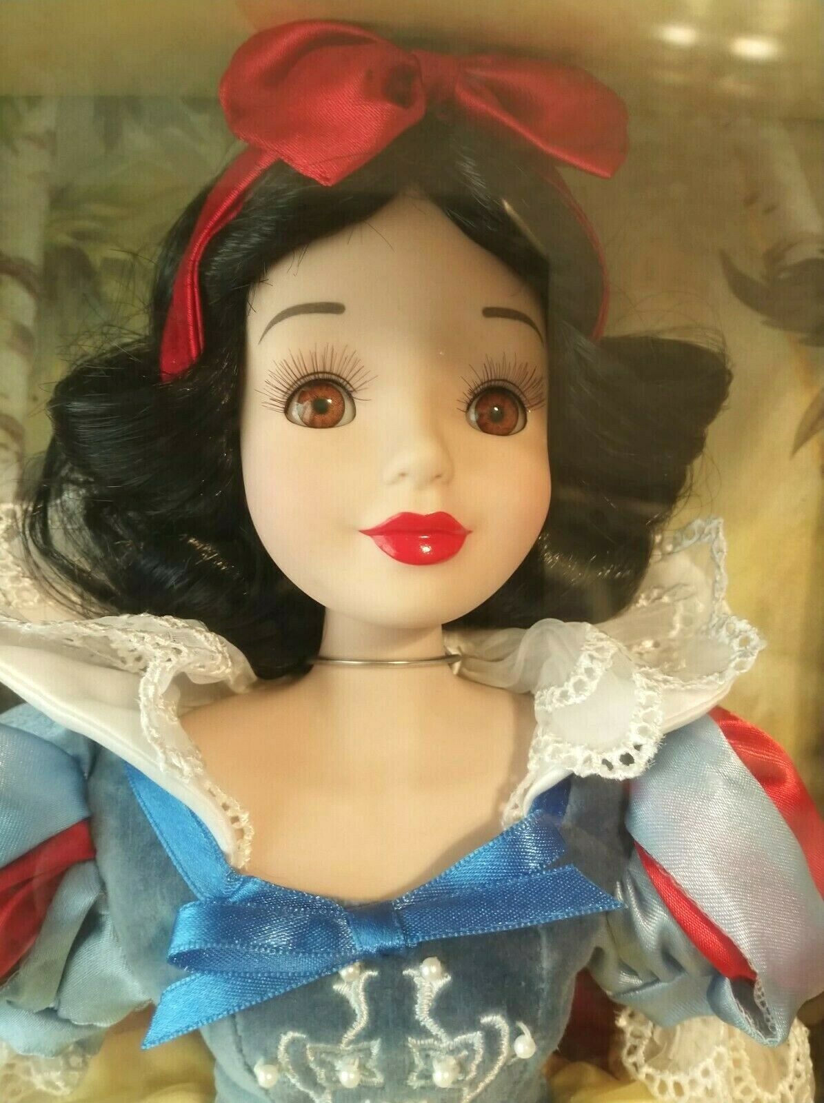 snow white porcelain keepsake doll 2003