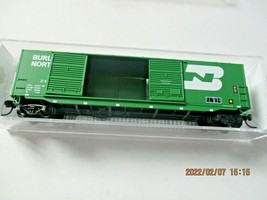 Micro-Trains Stock # 18200170 Burlington Northern 50' Standard Boxcar N-Scale image 2