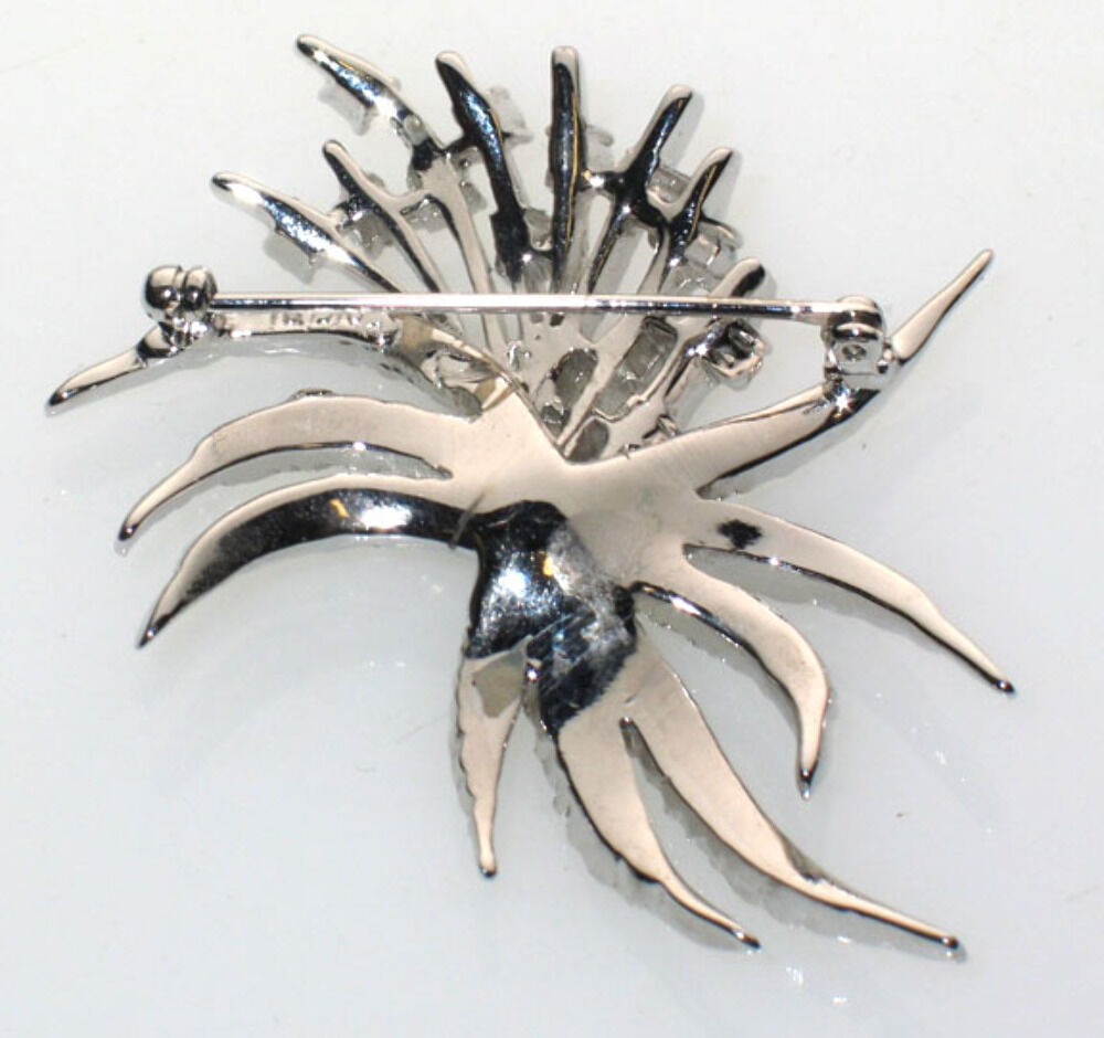 polcini brooch