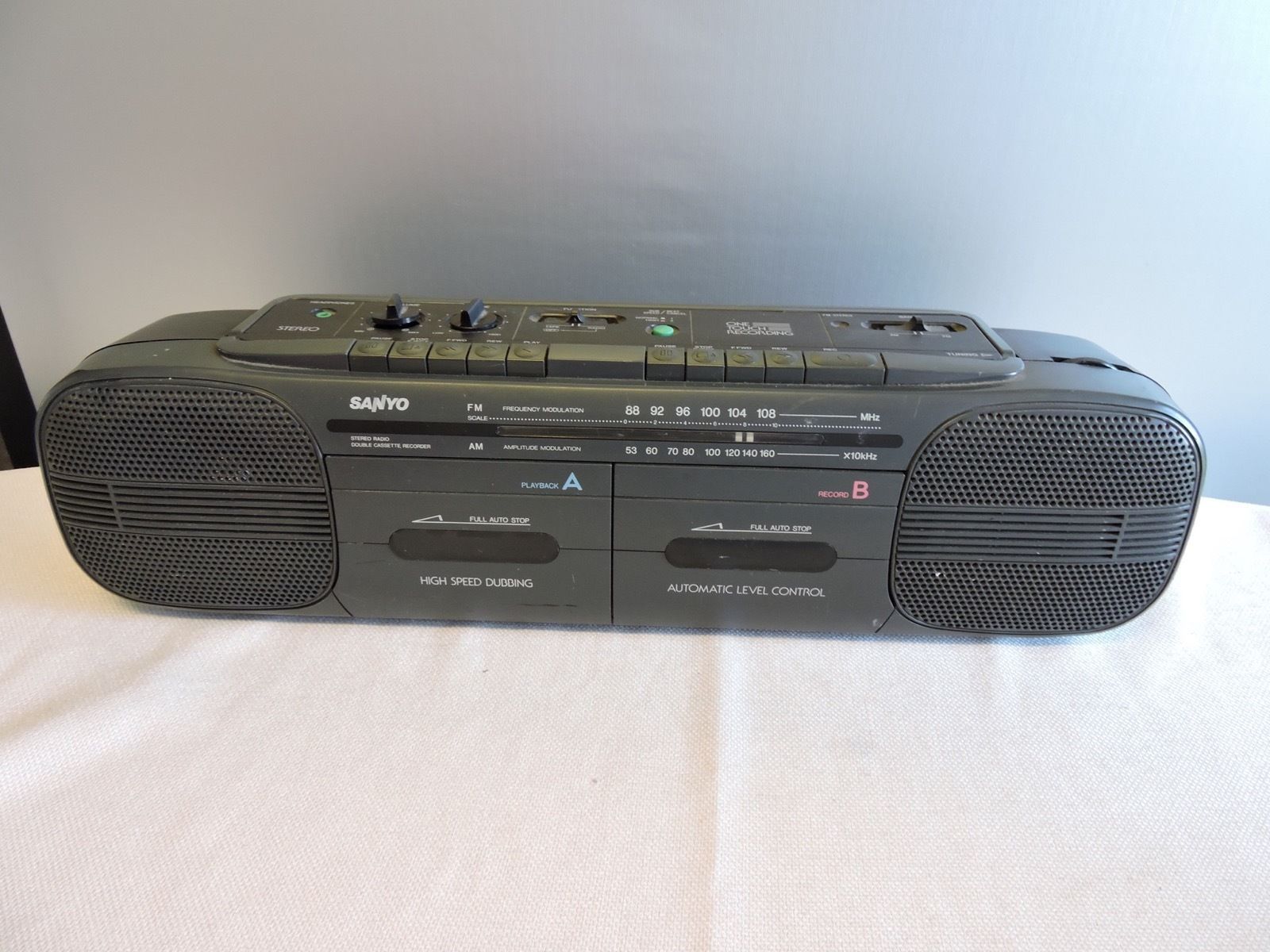 Sanyo MW707 Dual Cassette AM FM Radio Boom Box Boomboxes