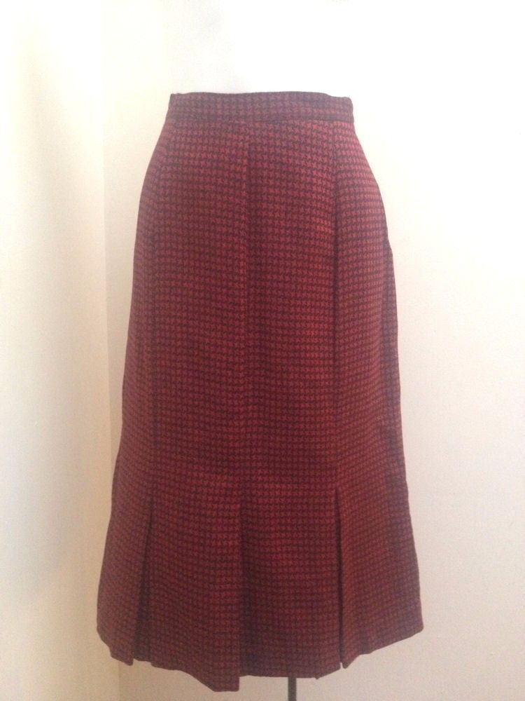Primary image for Vintage Skirt Sz 10 Fits XS/S Red Black Houndstooth Pleated