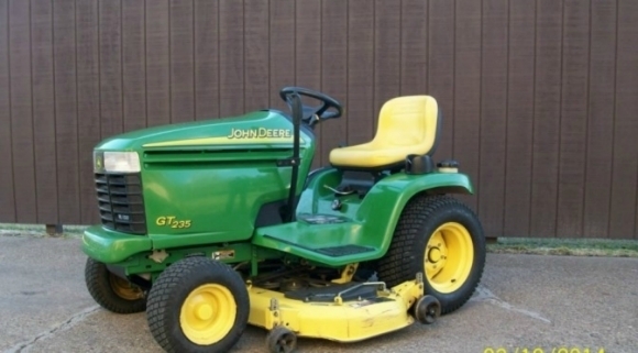 John Deere GT225 GT235 GT235E GT245 Lawn And 28 Similar Items