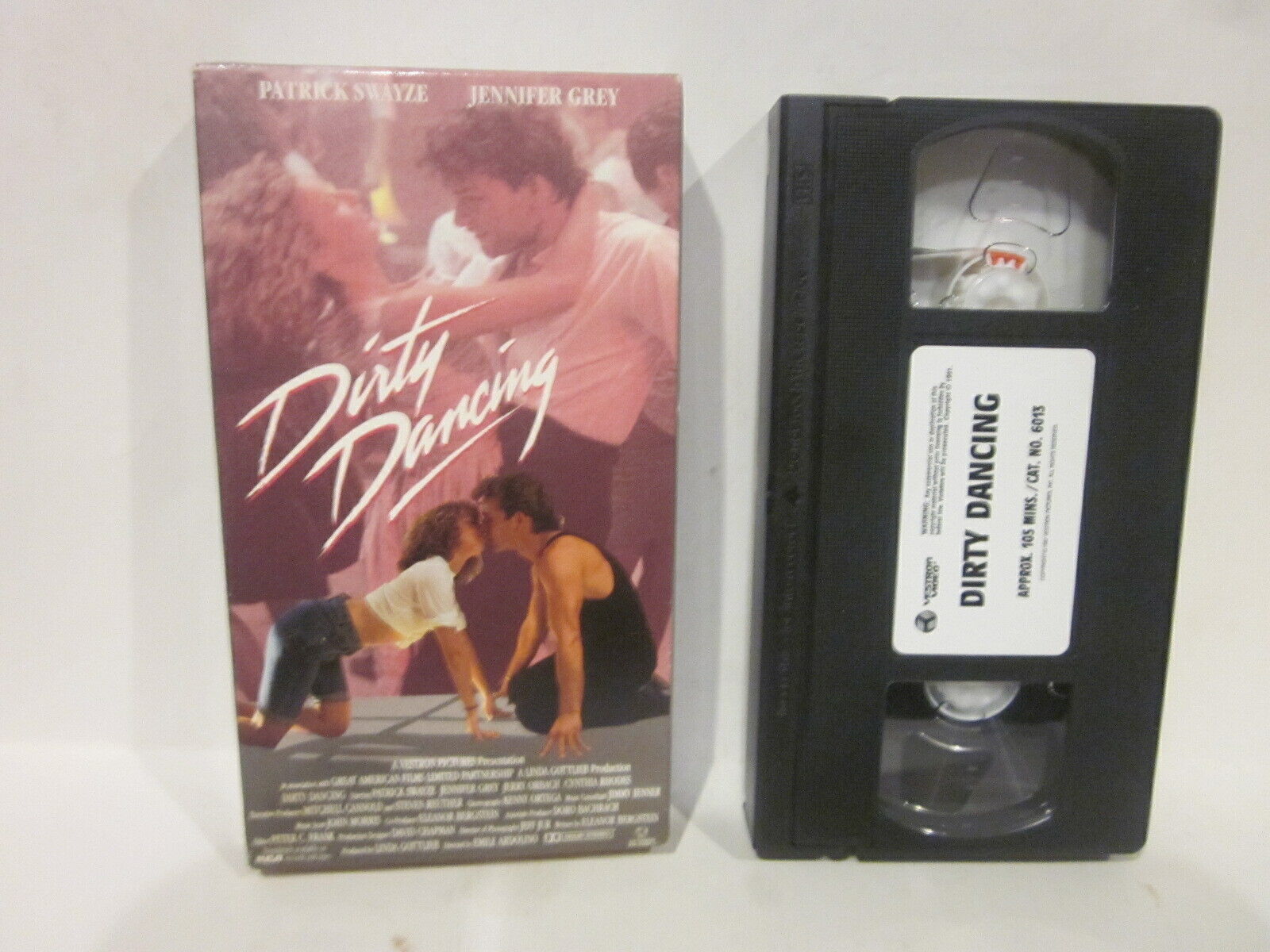 Dirty Dancing (VHS, 1988) Patrick Swayze, Cynthia Rhodes - VHS Tapes