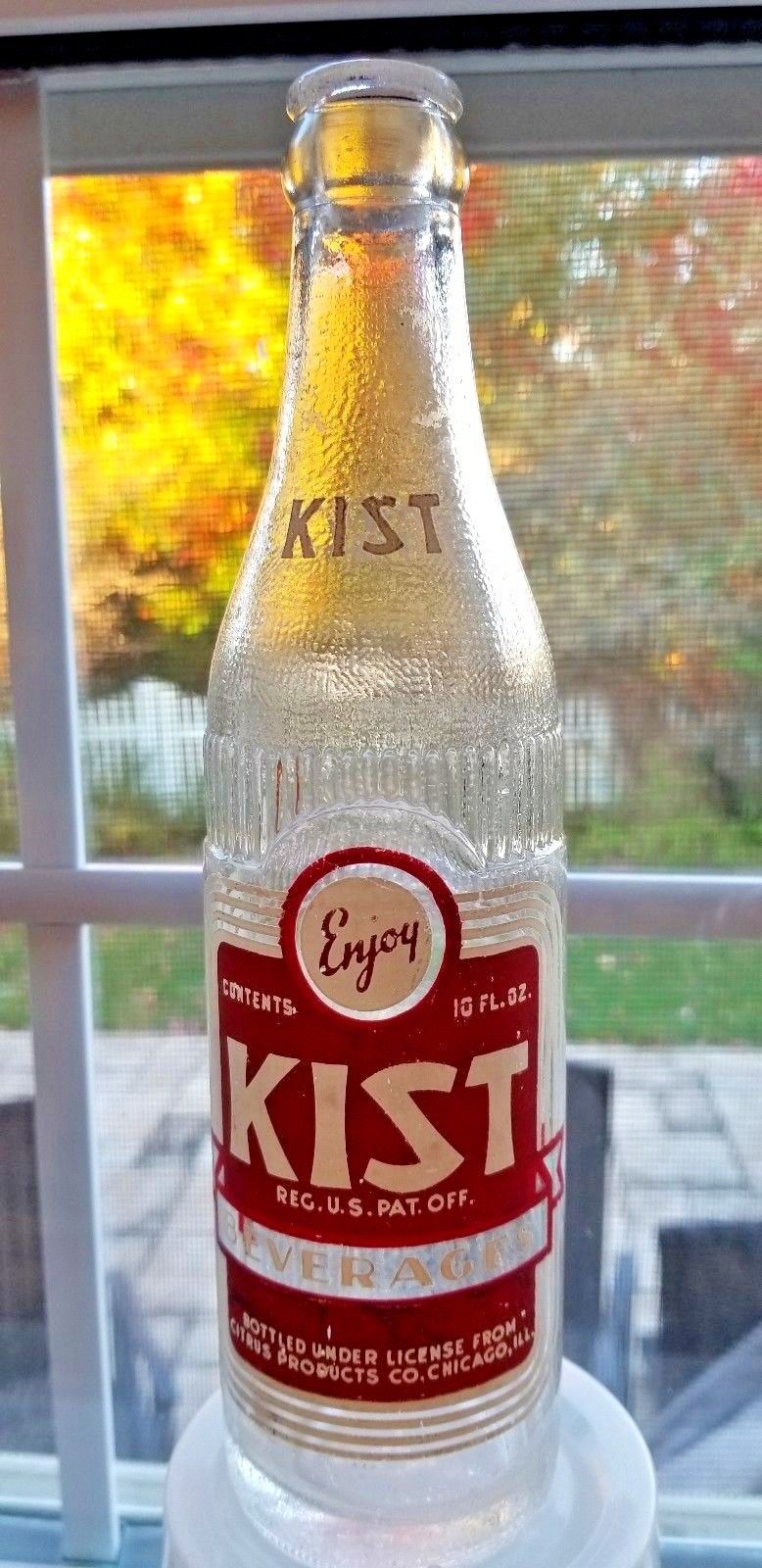 Vintage KIST Soda 12 bottle carrying carton 