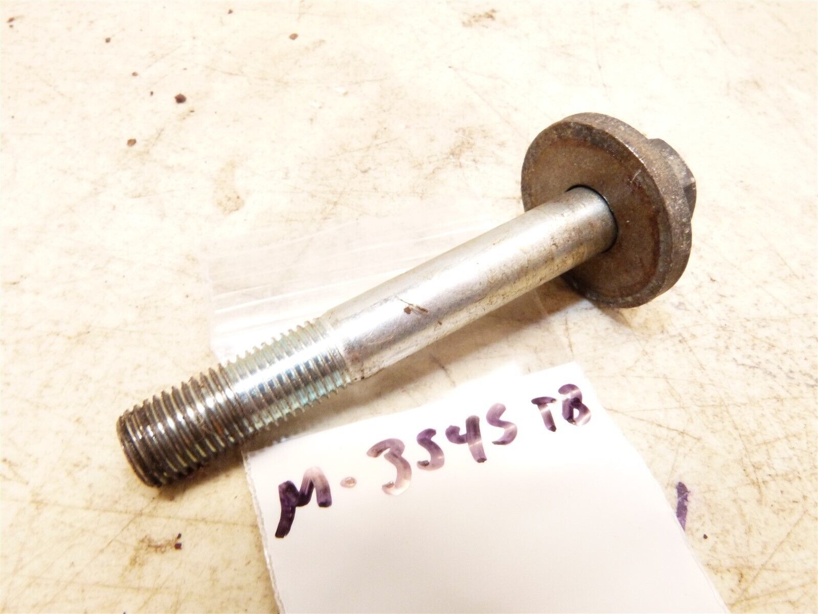 MTD TroyBilt Bronco Tractor Kohler Courage SV540 18hp Engine Pulley Bolt Lawn Mower Parts