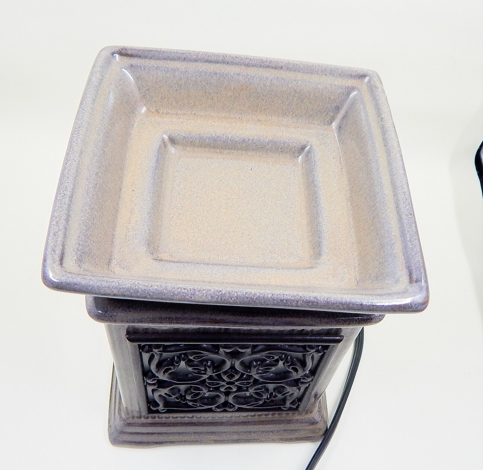 Scentsy Jane Wrought Iron Full Size Wax Warmer Home Fragrances