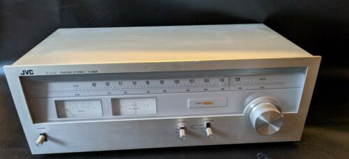 Platine Stereo Tuner Jvc Jt-V2 Fonctionne • EUR 100,00