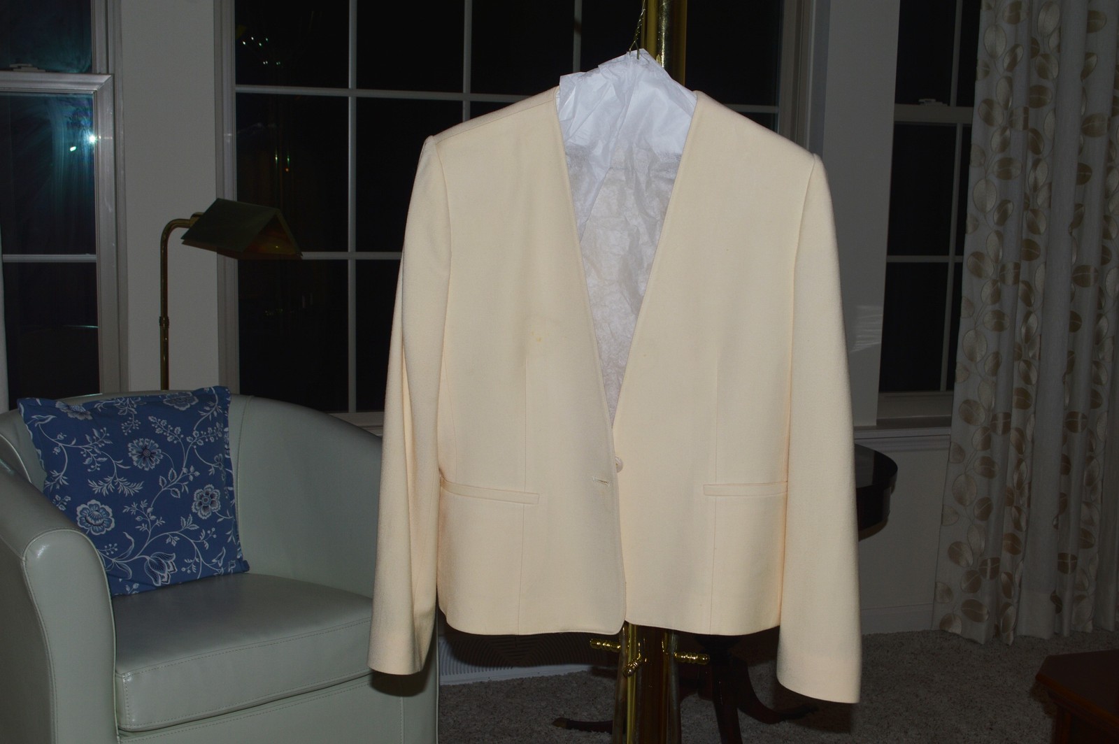 Evan Picone Wool Blend Suit, Ivory, Pre-owned Very Good Condition, Size 12 - $30.00