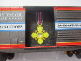 Micro-Trains # 10100771 Micro-Trains Military Valor Award US Coast Guard Cross image 4