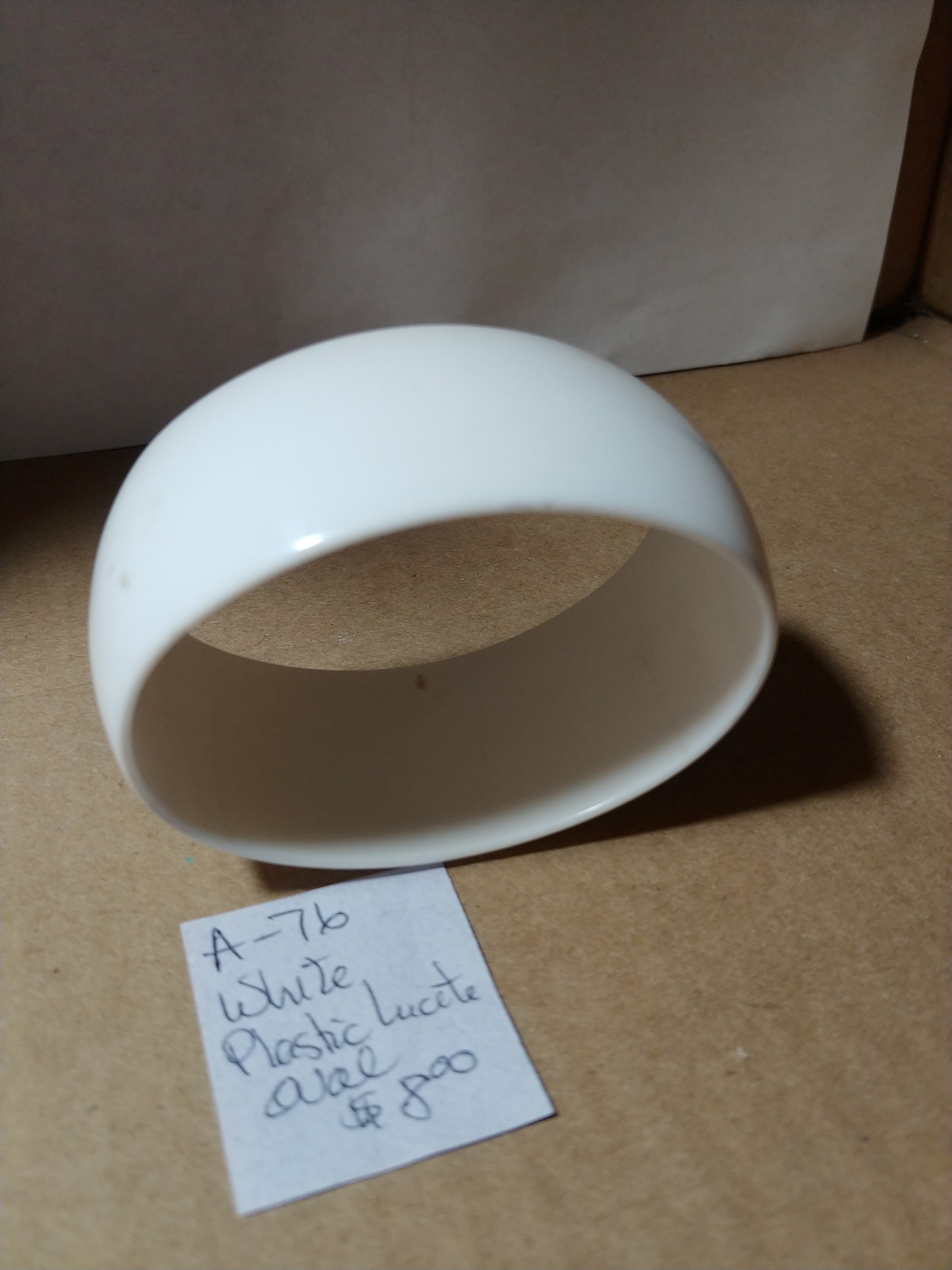 White Oval Lucite Plastic Cuff Bangle Bracelet A76 Bracelets & Charms