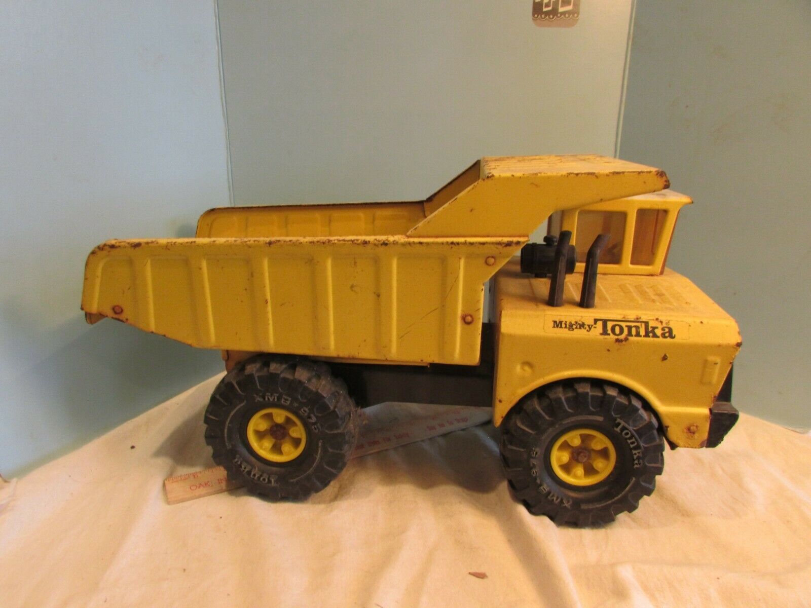 Tonka Mighty YELLOW DUMP TRUCK For Restore or Parts- - Vintage Manufacture