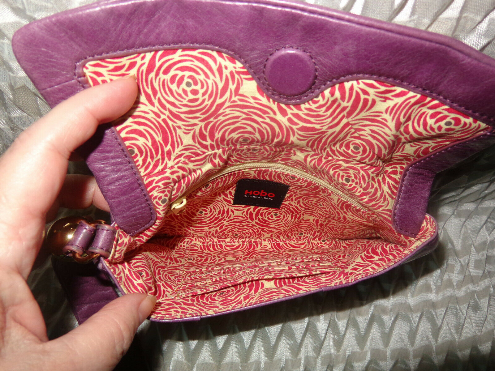 Hobo International Wren Leather Wristlet Clutch Wrist Strap in Purple