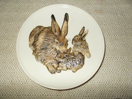 Goebel Mothers Day Series 1975 First Edition Bas-Relief Collector Plate Rabbits - $23.76