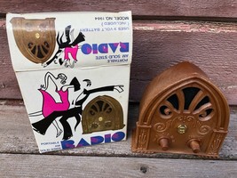 Vtg Nostalgic Cathedral Novelty Transistor Radio W Box Model 1984 - $29.65