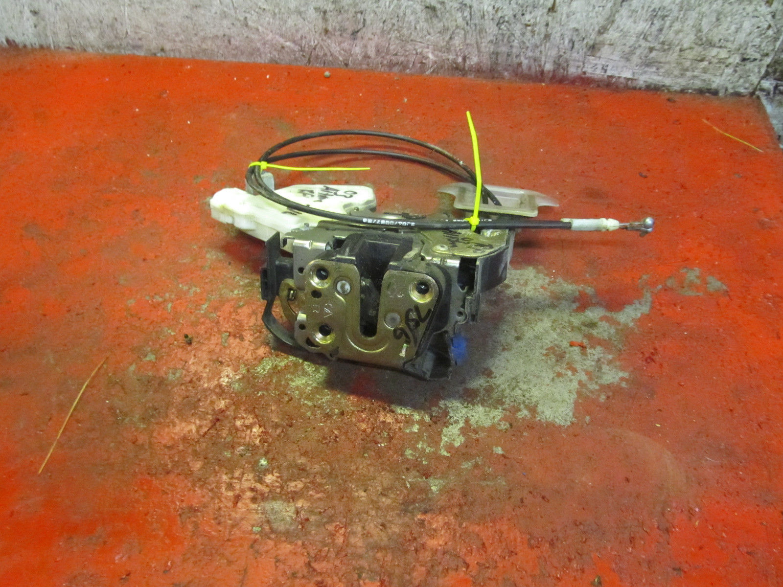 02 03 04 05 06 NISSAN ALTIMA DRIVER//LEFT REAR DOOR LOCK LATCH W// ACTUATOR OEM