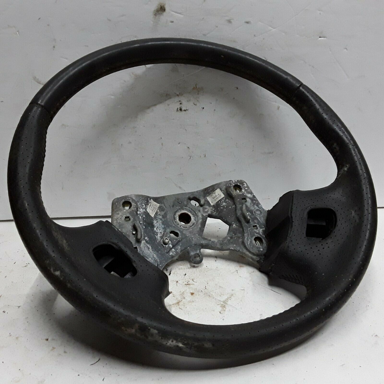 00 01 02 Saturn S Series steering wheel with cruise control option OEM