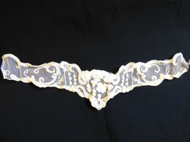 VTG antique net hand made Lace Collar Trim Applique Patch  - $13.86