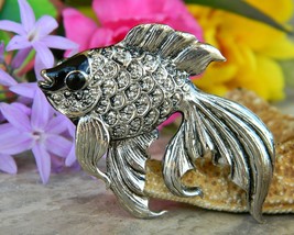 Vintage Fish Beta Goldfish Fancy Tail Brooch Pin Silver Enamel Figural - $18.95