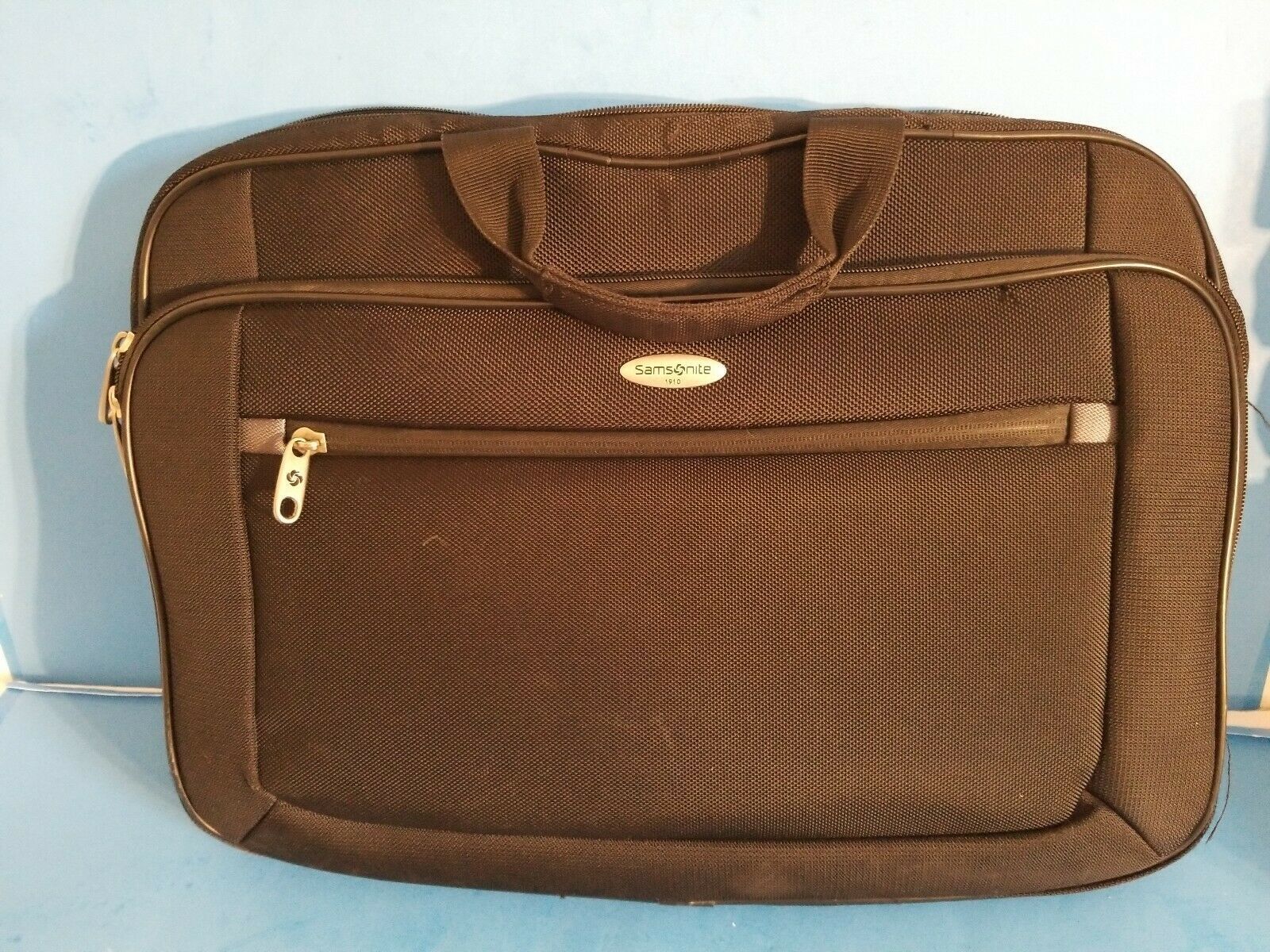 samsonite 1910 carry on