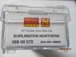 Micro-Trains # 06800570 Burlington Northern 40' Double Door Box Car N-Scale image 7