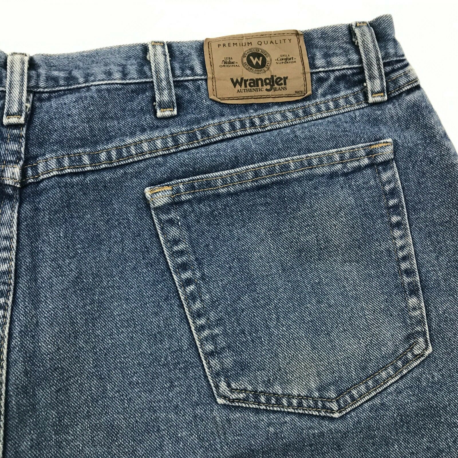 Wrangler Jean Shorts Relaxed Fit Size 42 Men's Baggy Blue Denim Short ...