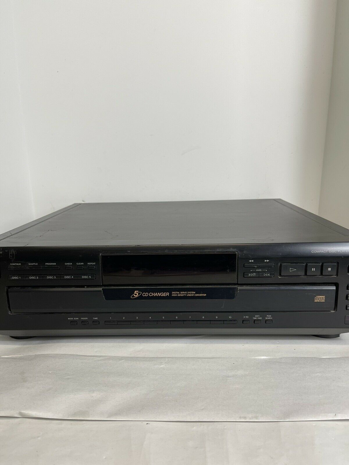 Sony CDP-C661 5 CD Compact Disc Changer/Player - CD Players & Recorders