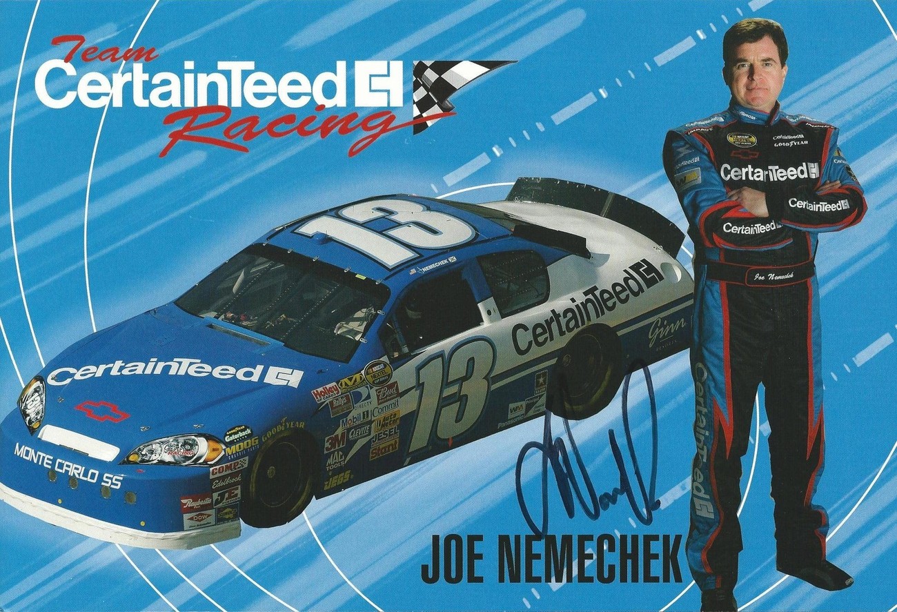 2006 JOE NEMECHEK #13 CERTAINTEED NASCAR POSTCARD SIGNED - Photos