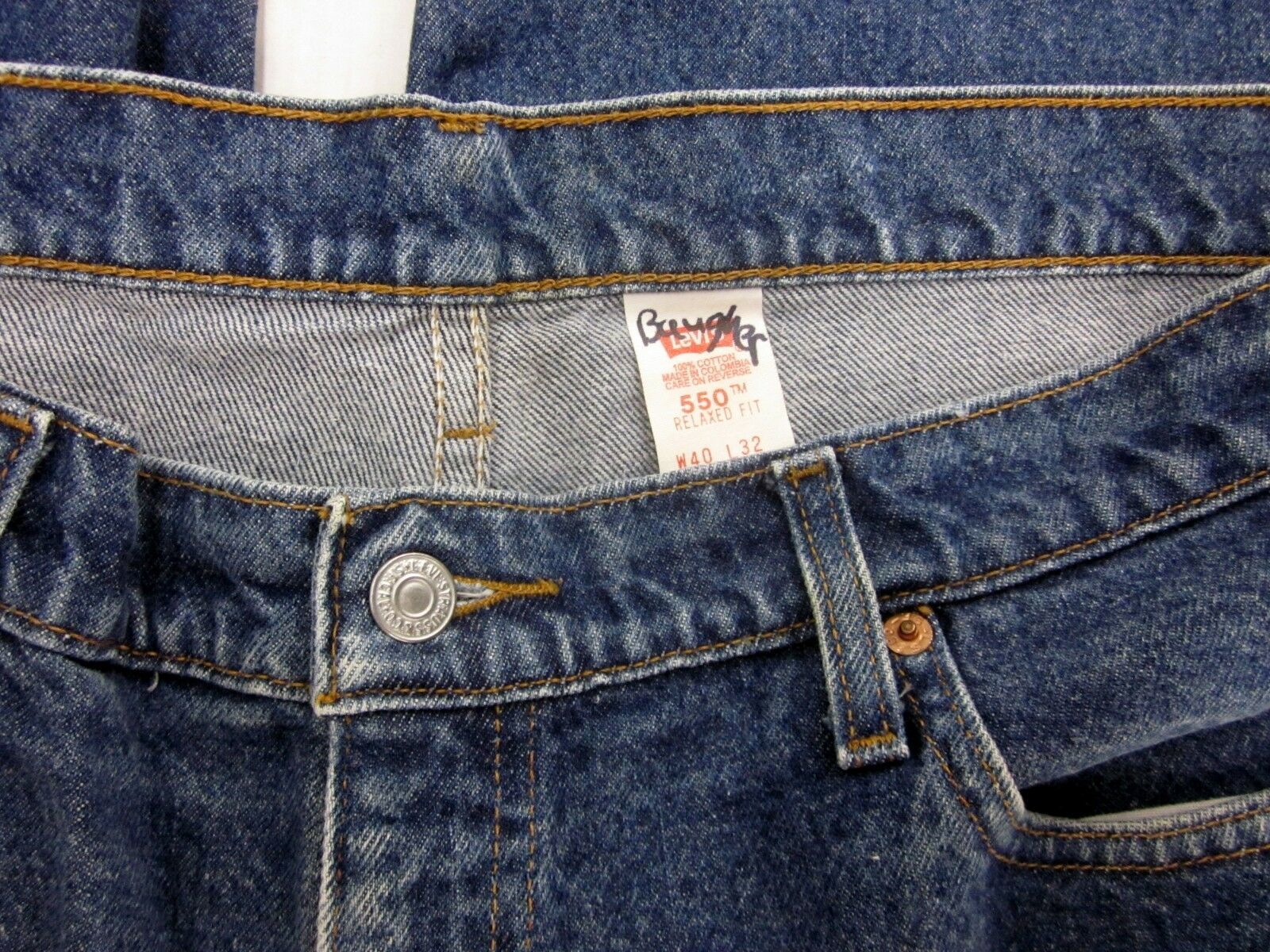 levi's classic fit jeans