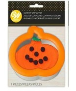 Pumpkin Comfort Grip Cookie Cutter Wilton - $3.95