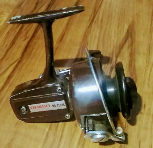 Vintage Daiwa 7270A AND UNKNOWN SPINNING  Fishing Reel GOOD WORKING ORDER.USED 