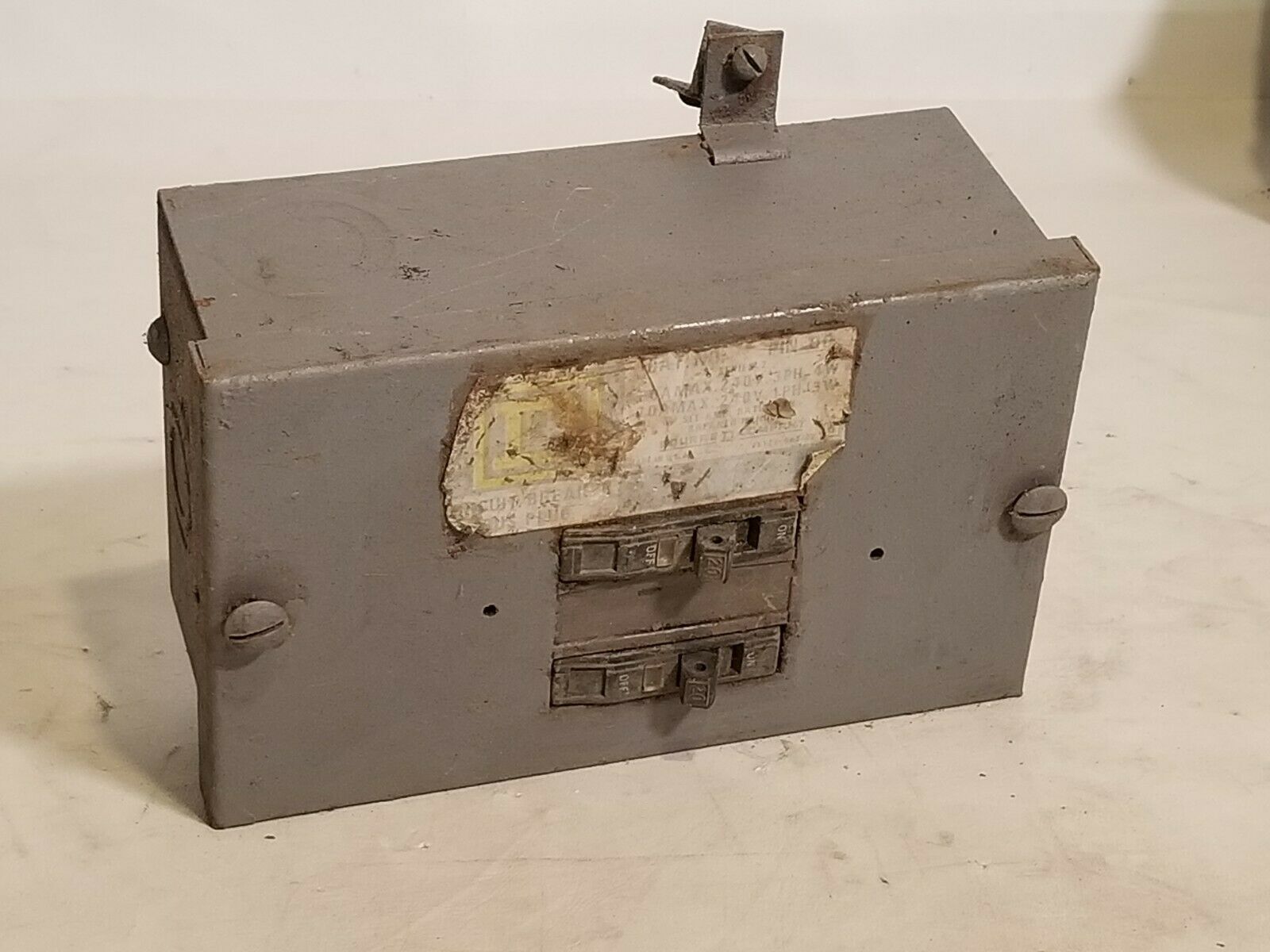Square D PIN-QO Circuit Breaker Bus Plug 60A 240VAC 3Ph 4W 70A 240VAC 1Ph 3W 
