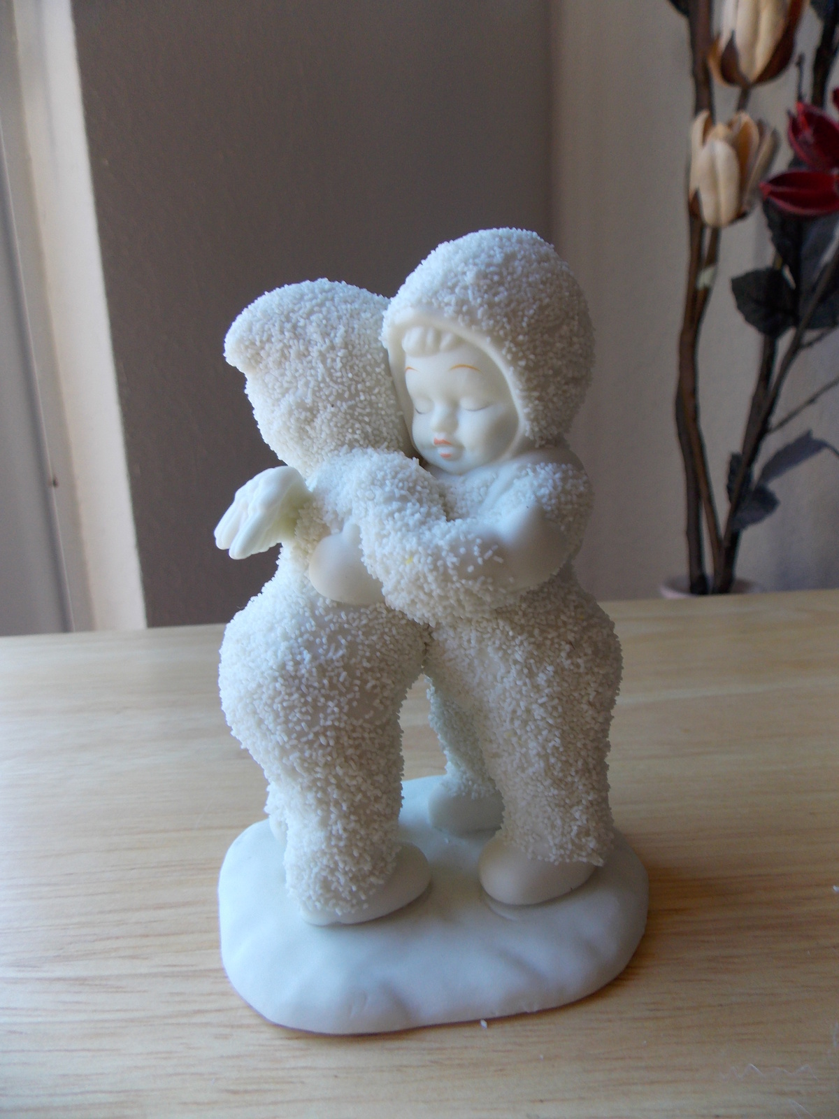 Dept. 56 Snowbabies Retired “I Need A Hug” Figurine - Snowbabies